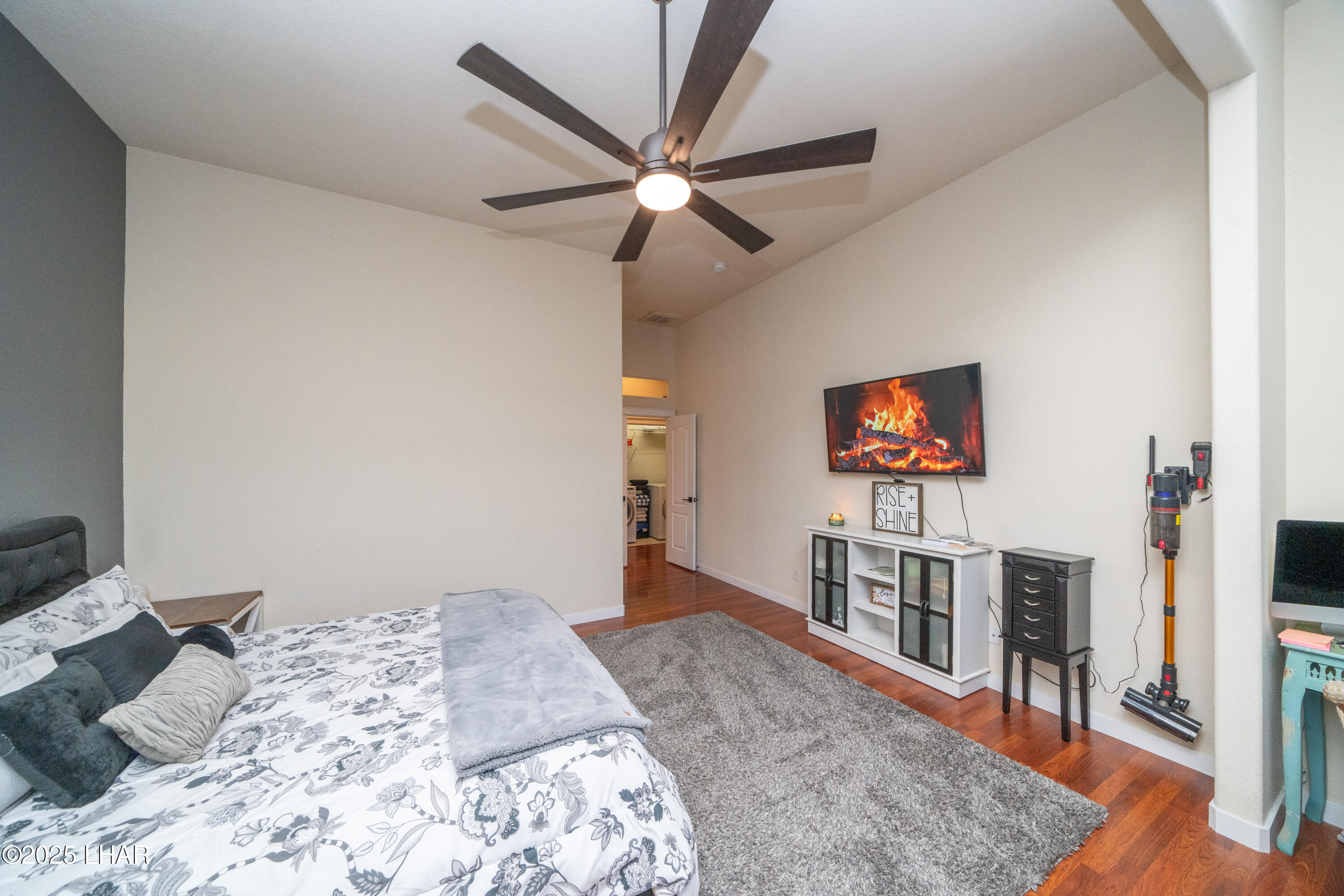 3181 Thistle Dr