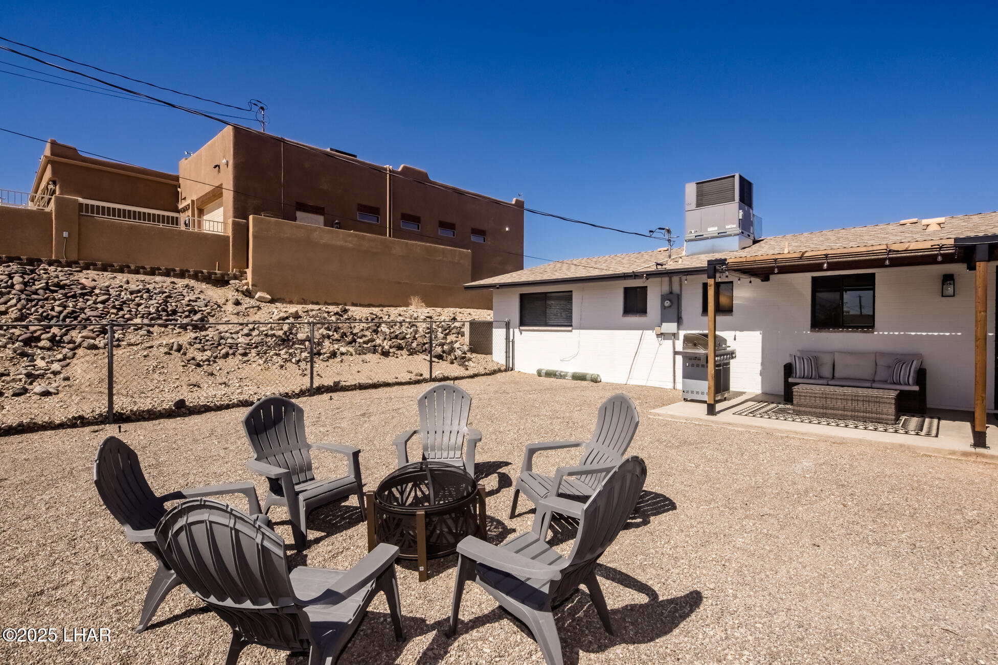 155 El Rio Dr