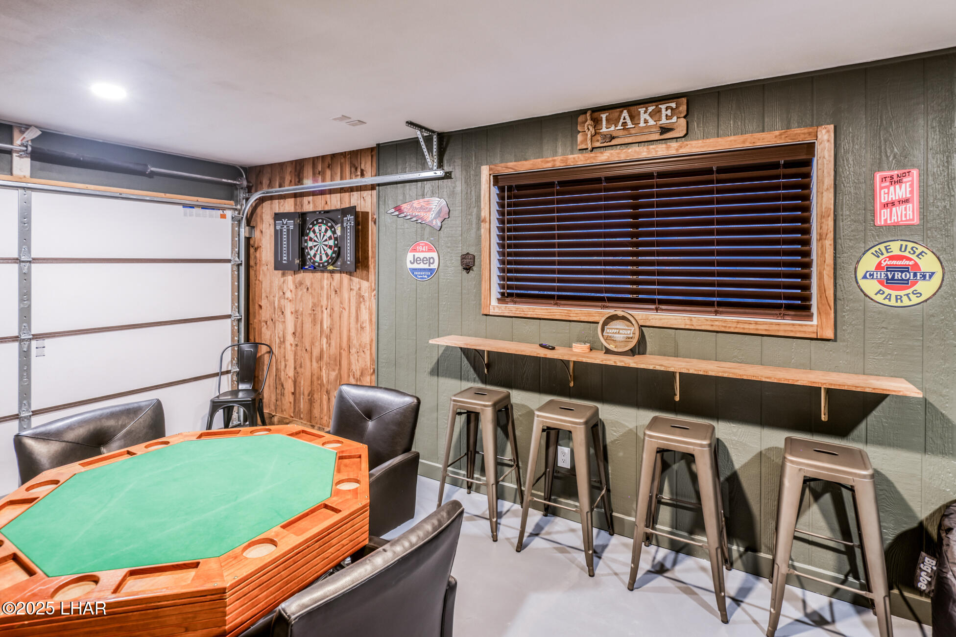 155 El Rio Dr
