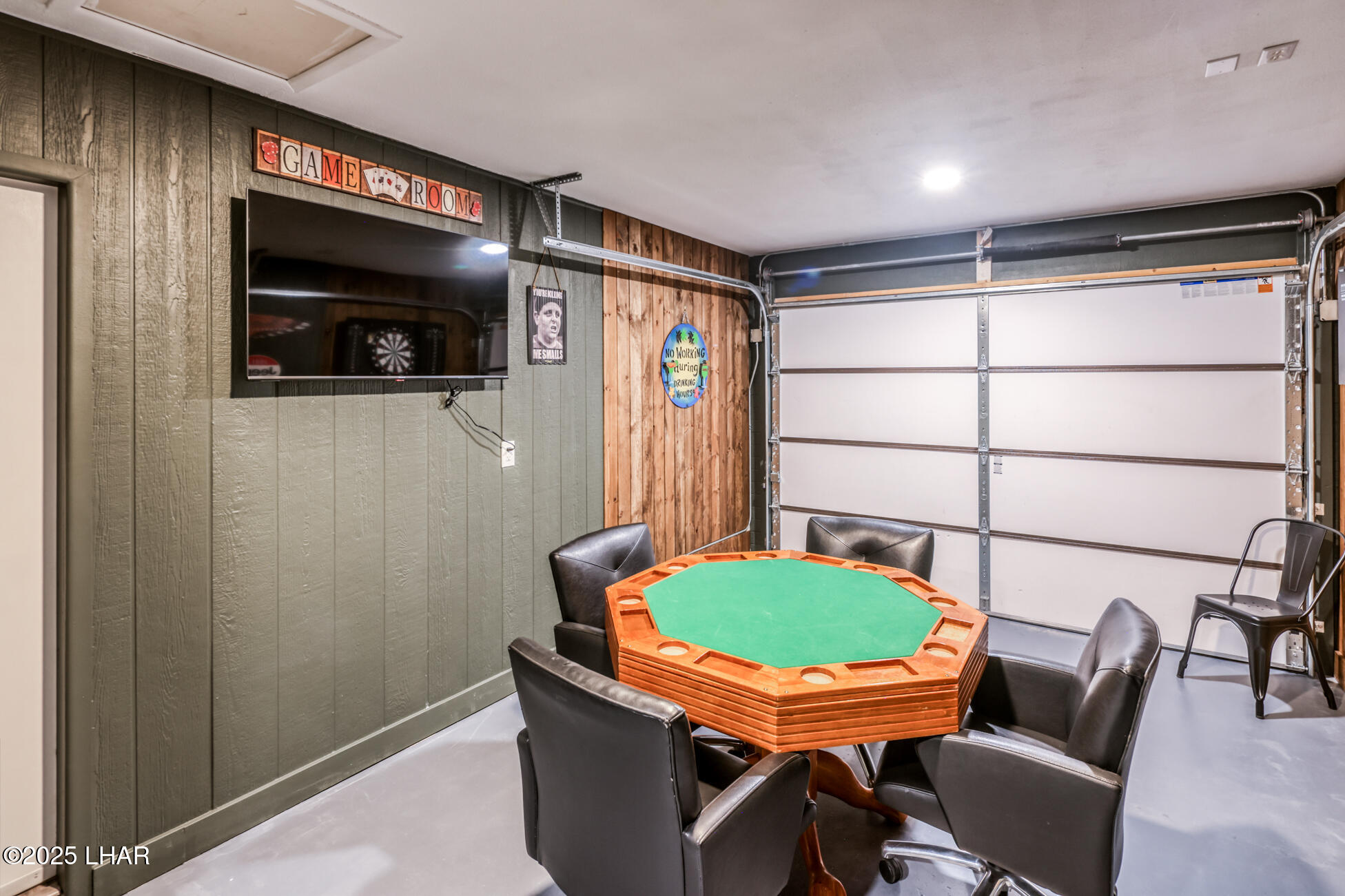 155 El Rio Dr