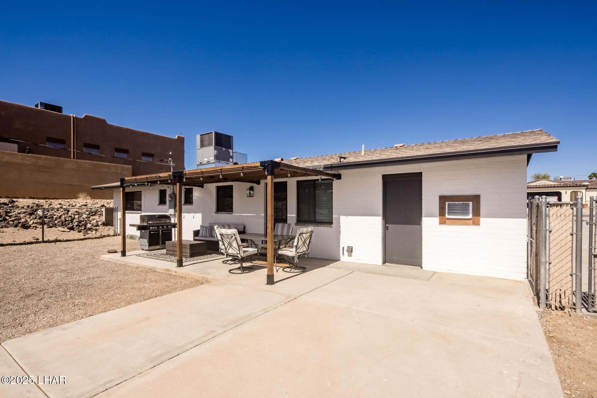 155 El Rio Dr