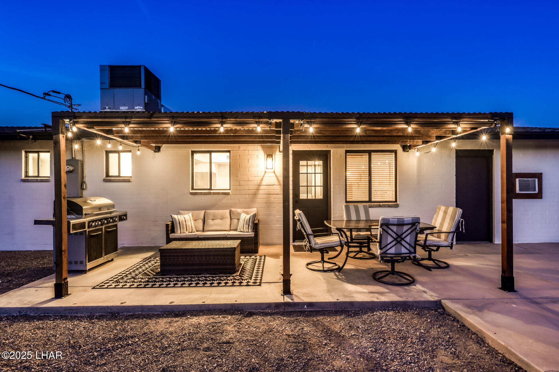155 El Rio Dr