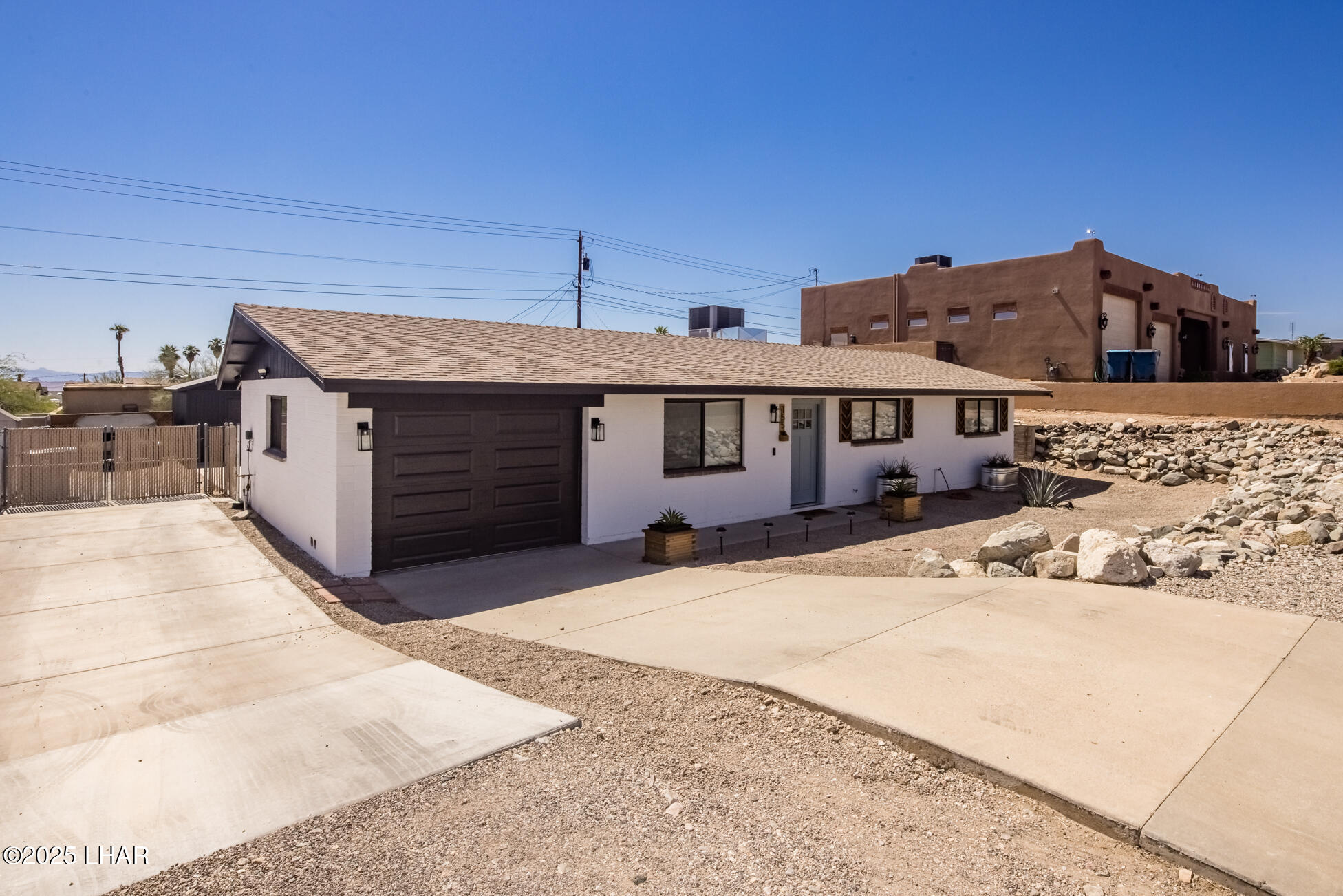 155 El Rio Dr
