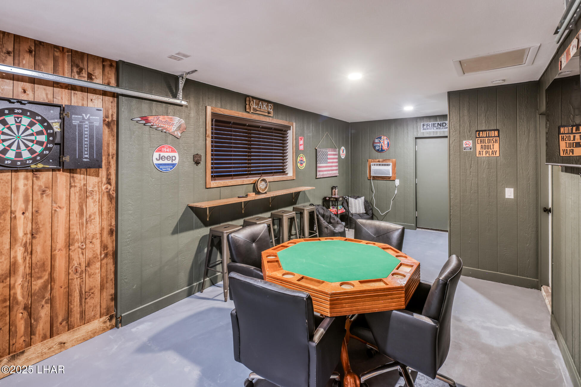 155 El Rio Dr
