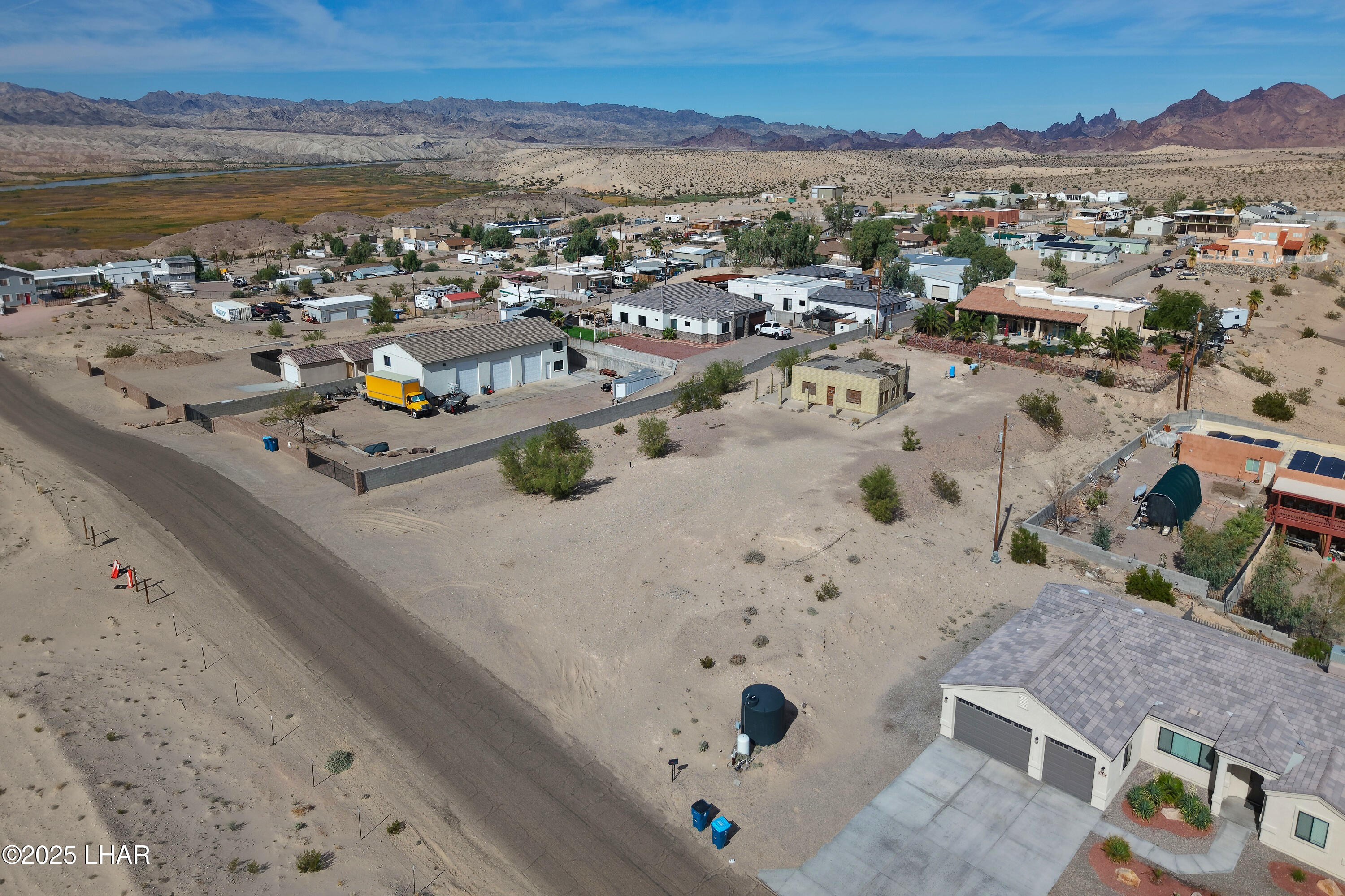 1040 E Vista Dr