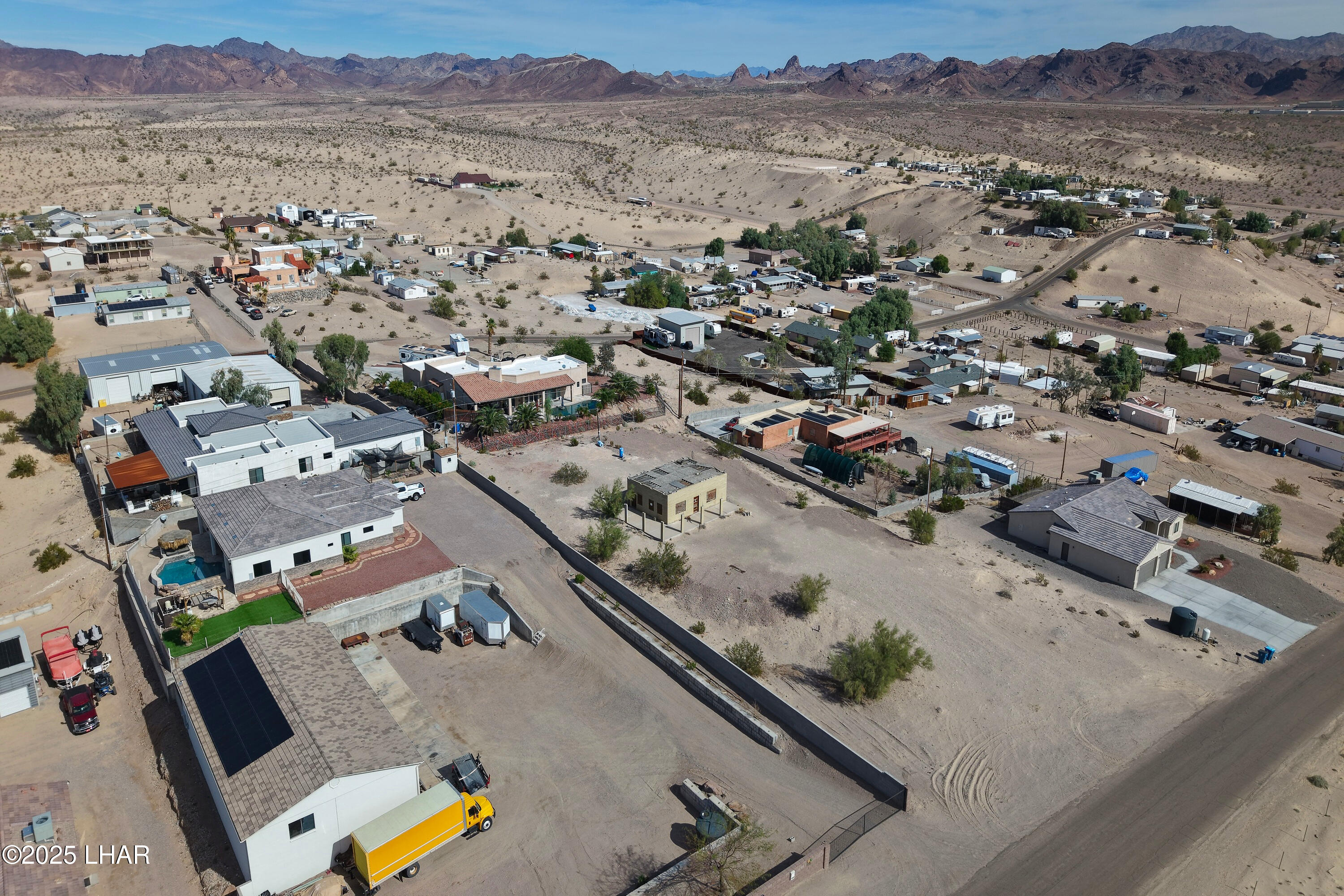 1040 E Vista Dr