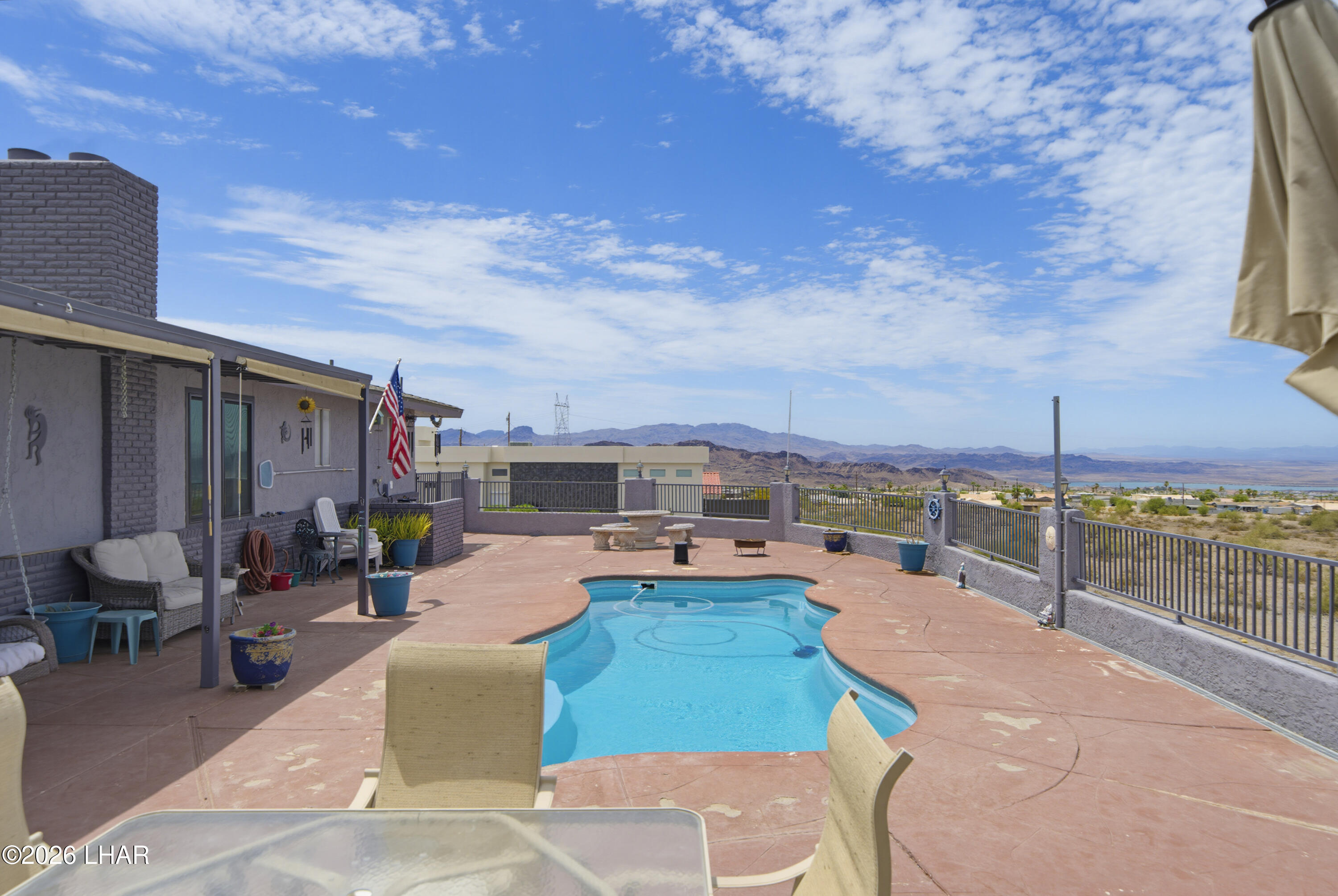 4056 Sponson Dr