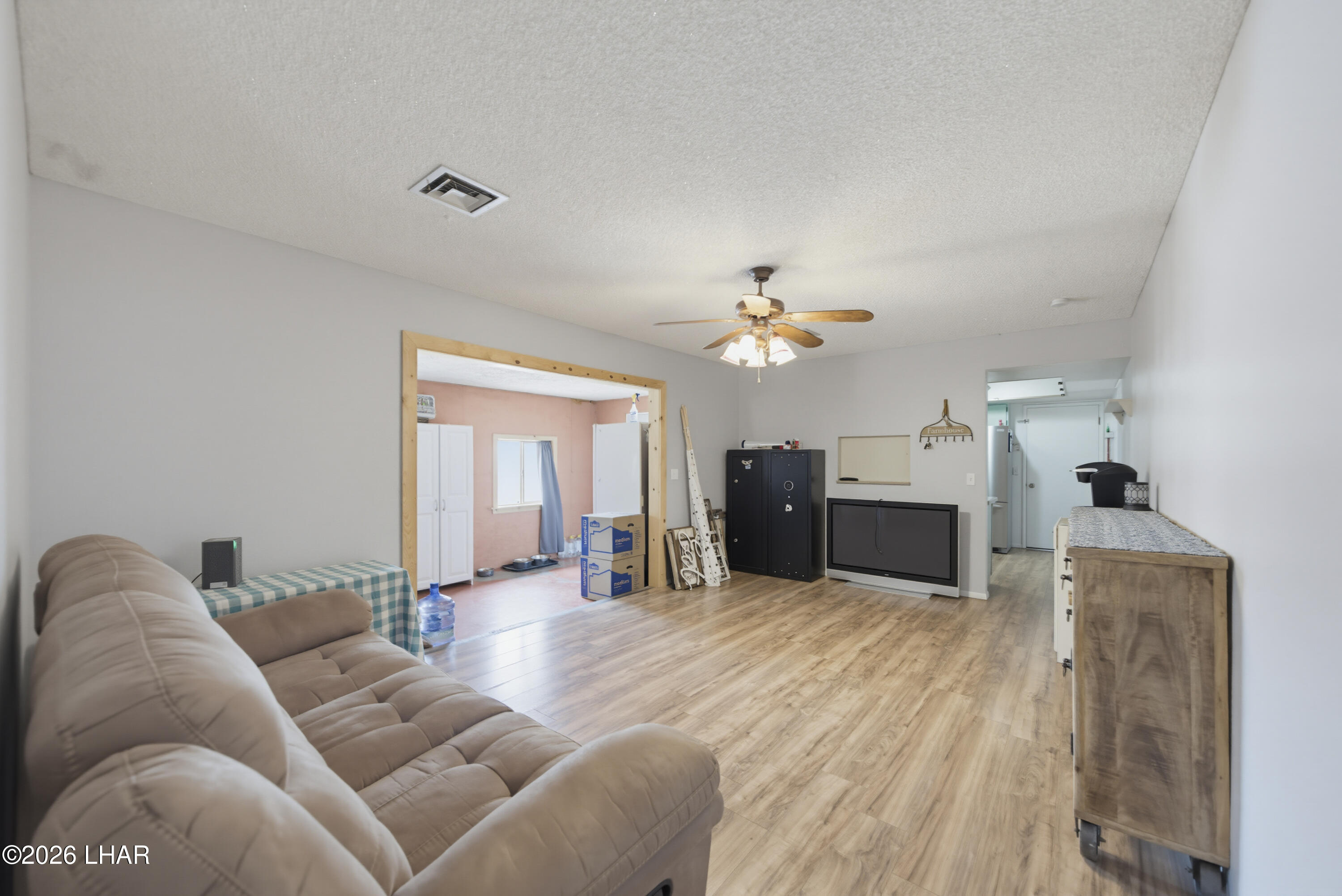 4056 Sponson Dr
