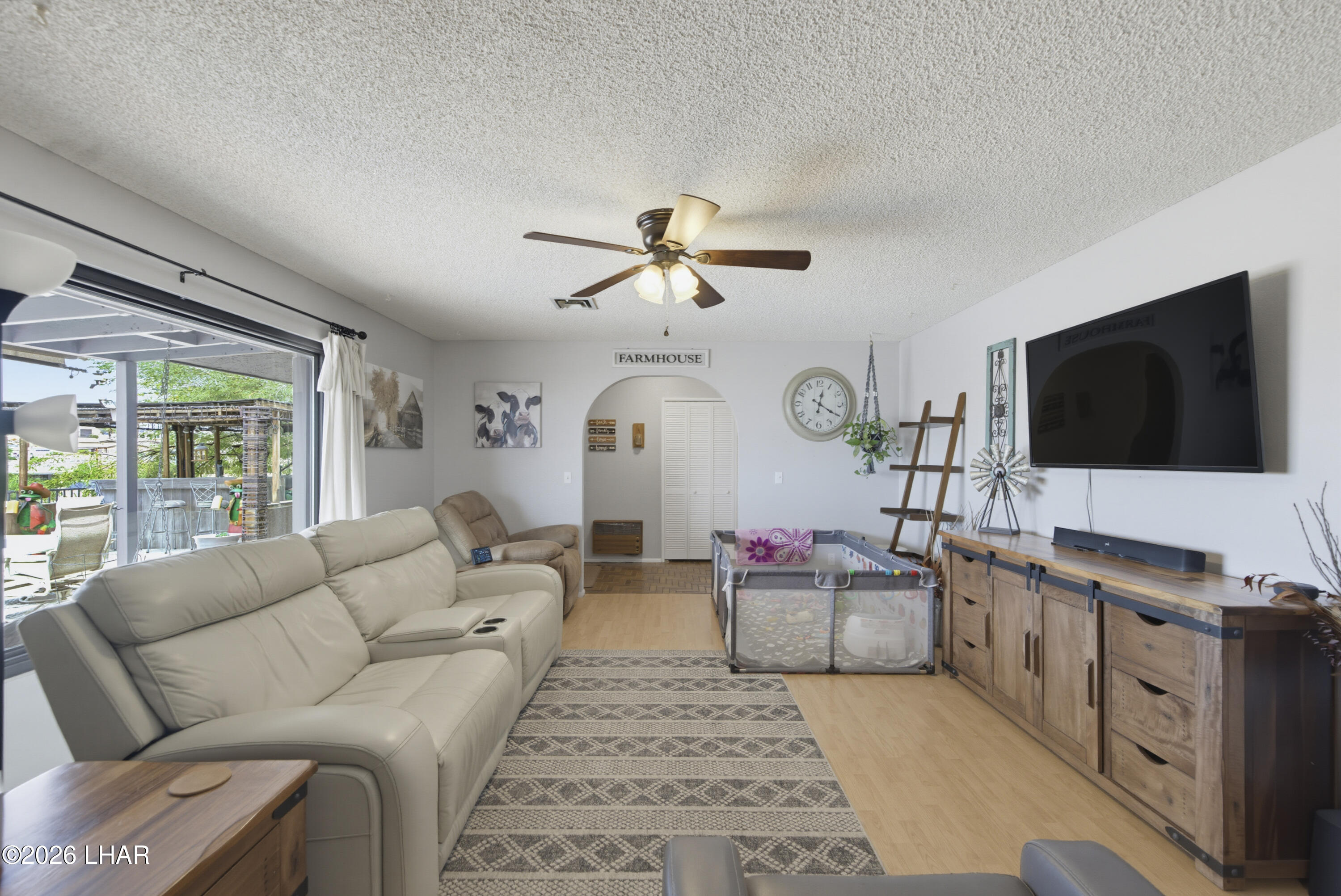 4056 Sponson Dr