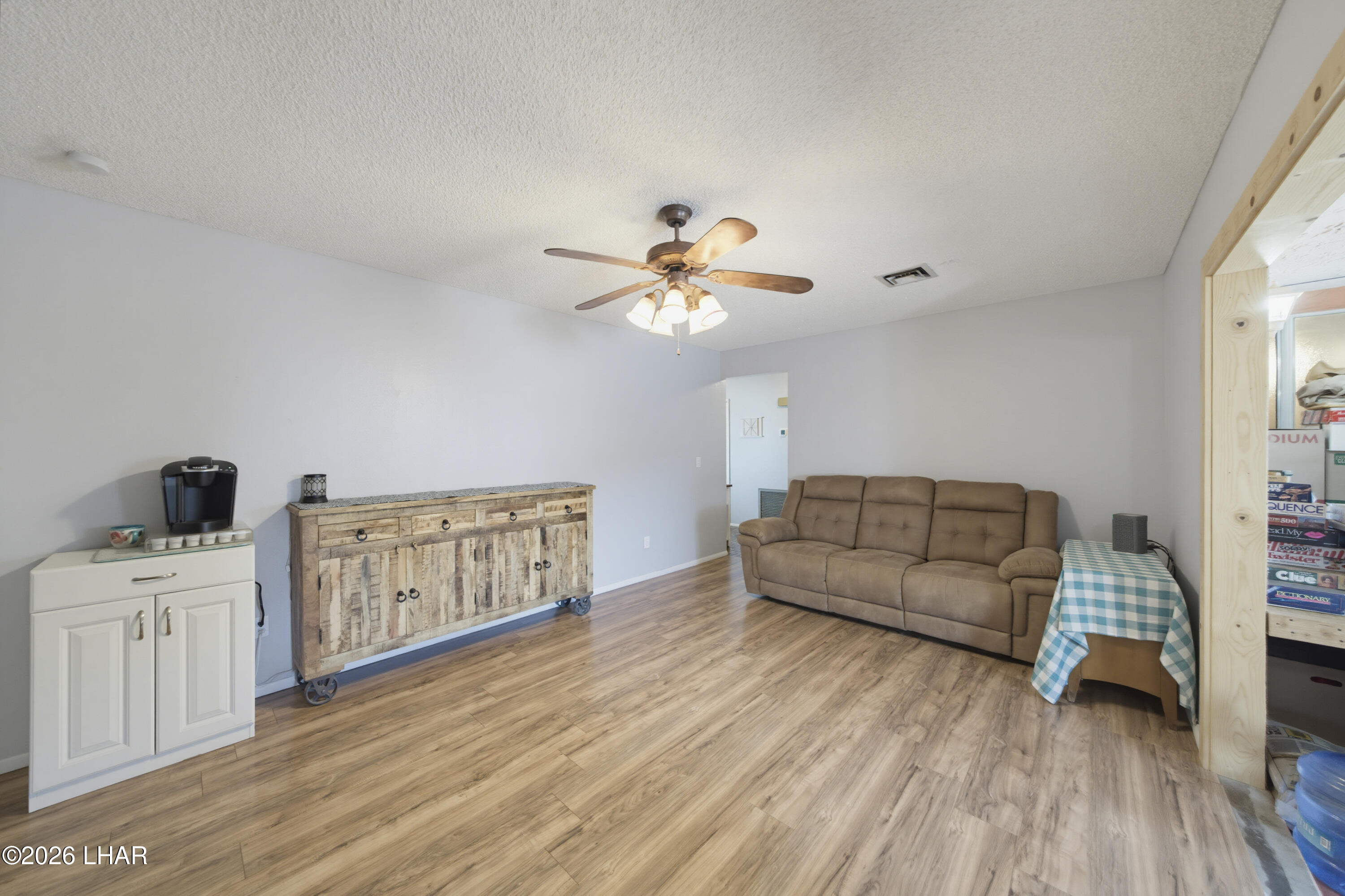 4056 Sponson Dr