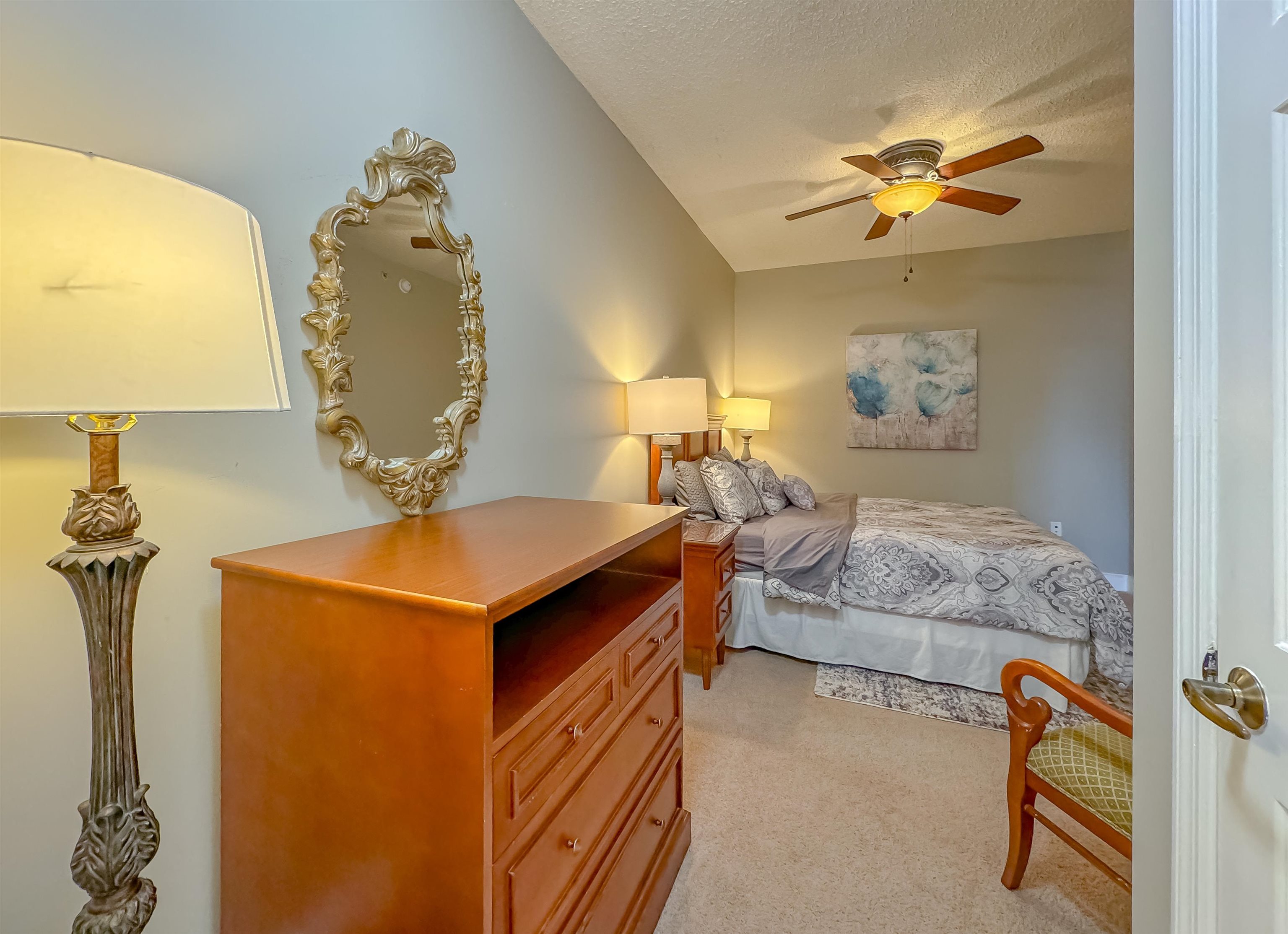 215 W College Avenue Unit: 709