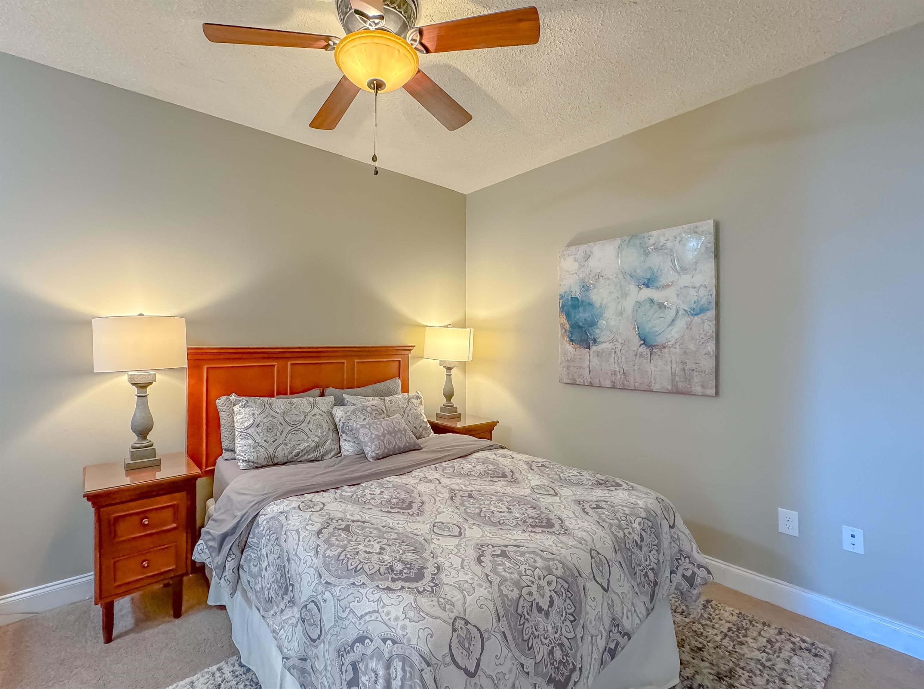 215 W College Avenue Unit: 709