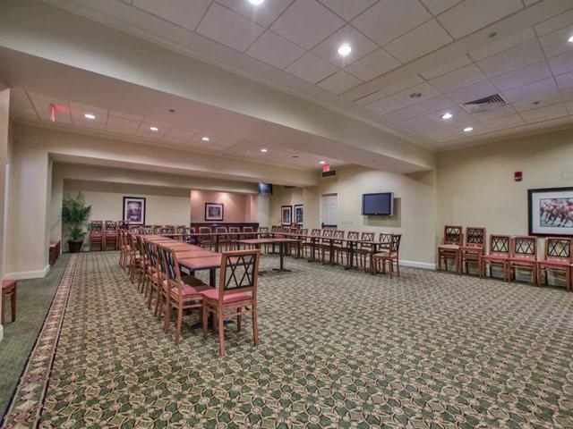 215 W College Avenue Unit: 604