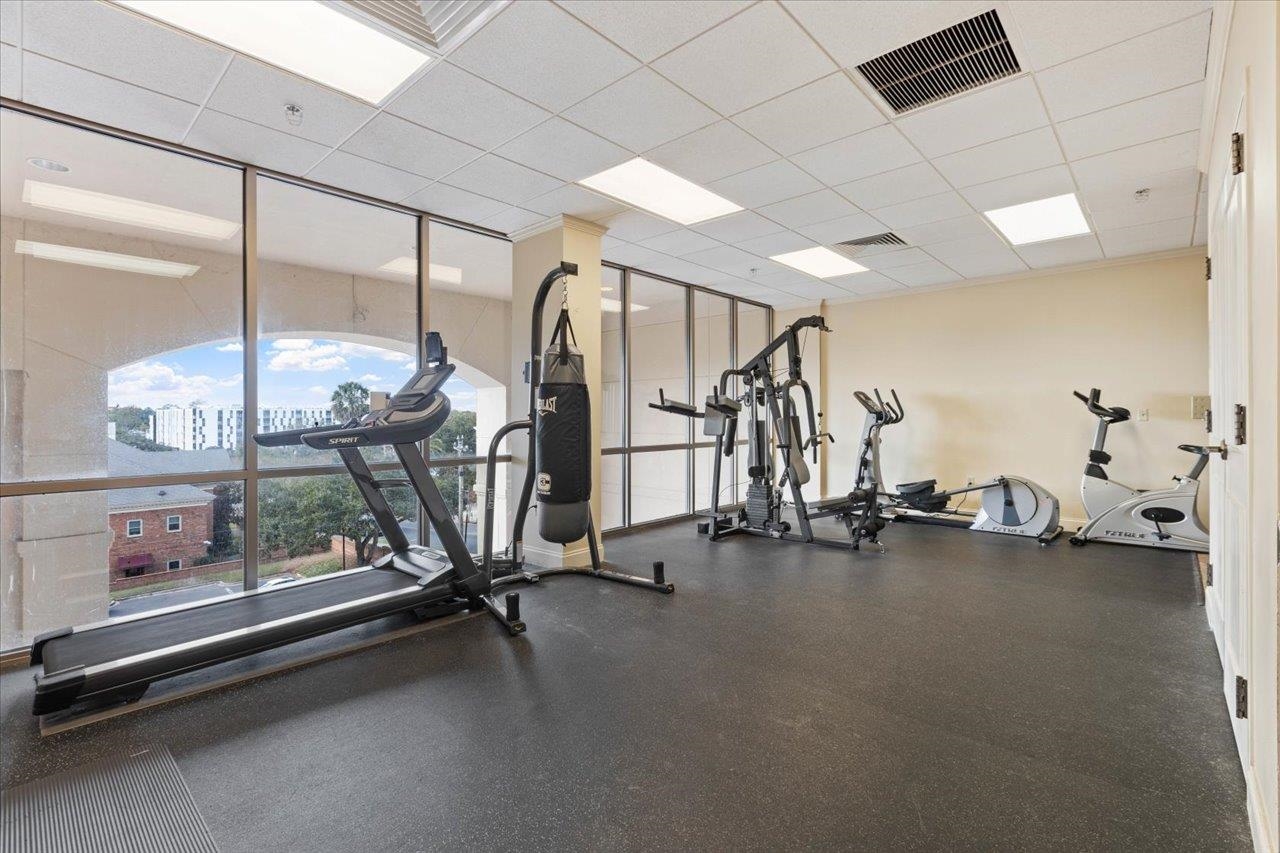 215 W College Avenue Unit: 604