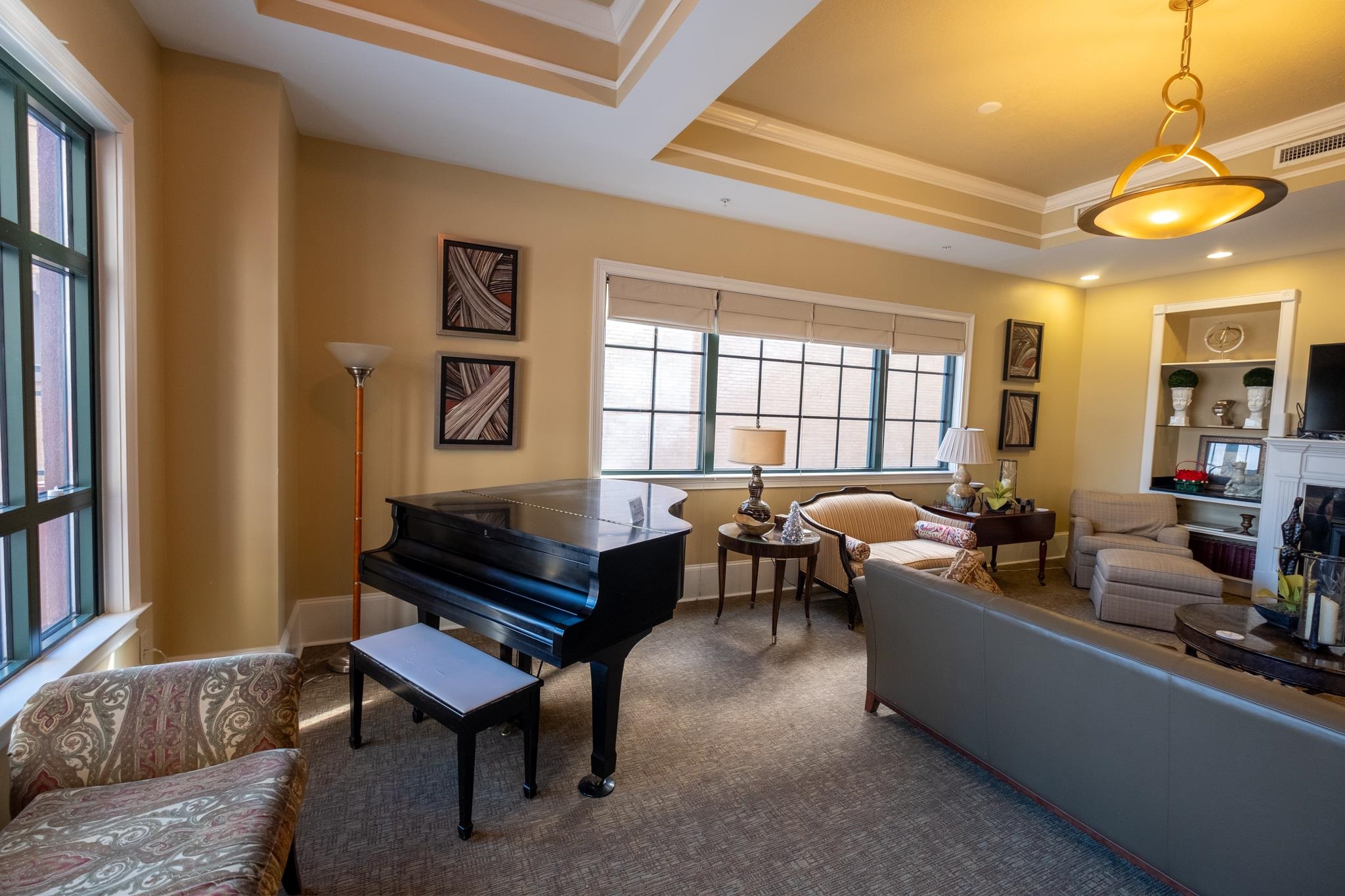 121 N Monroe Street Unit: 5004
