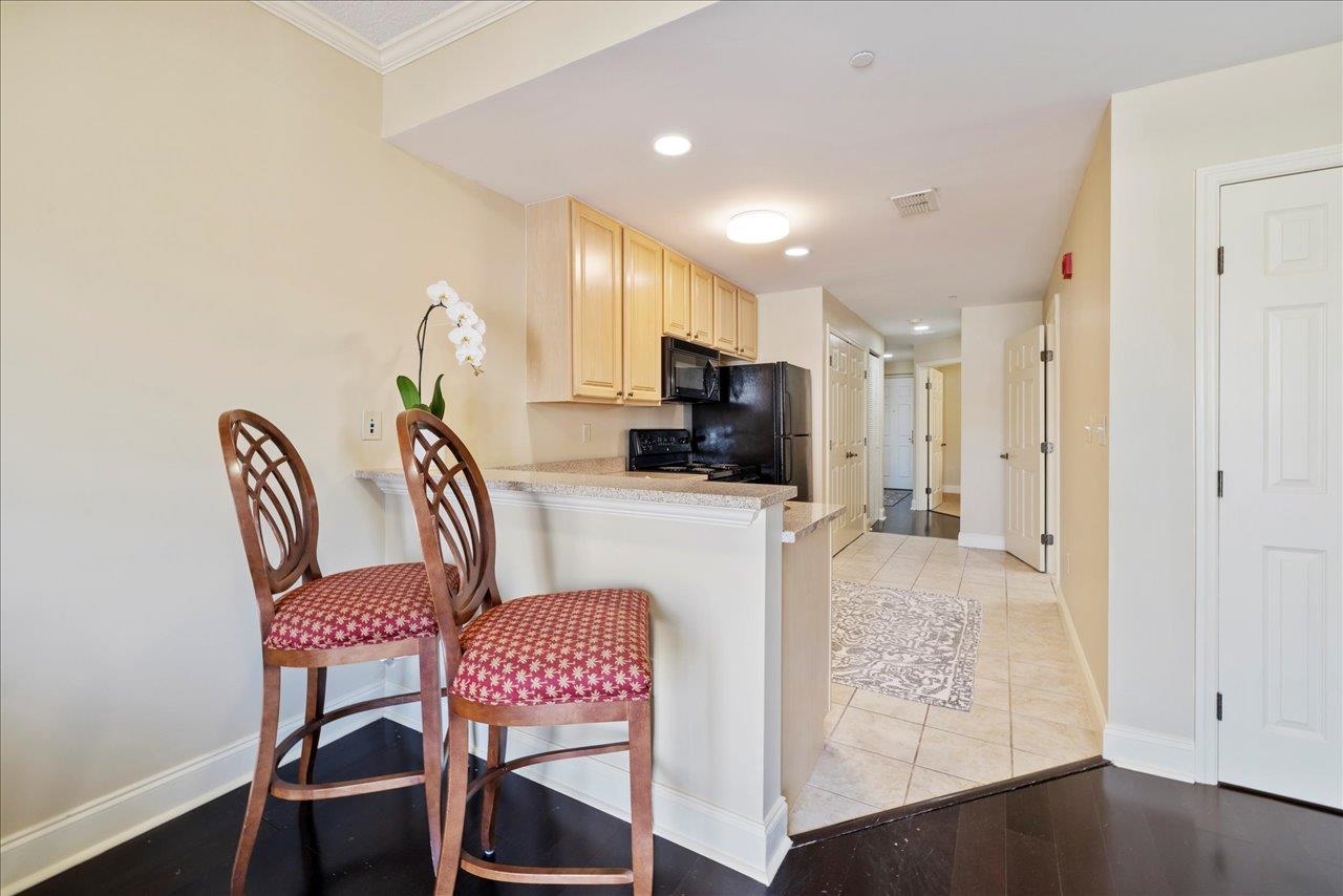 215 W COLLEGE AVE Unit 510E