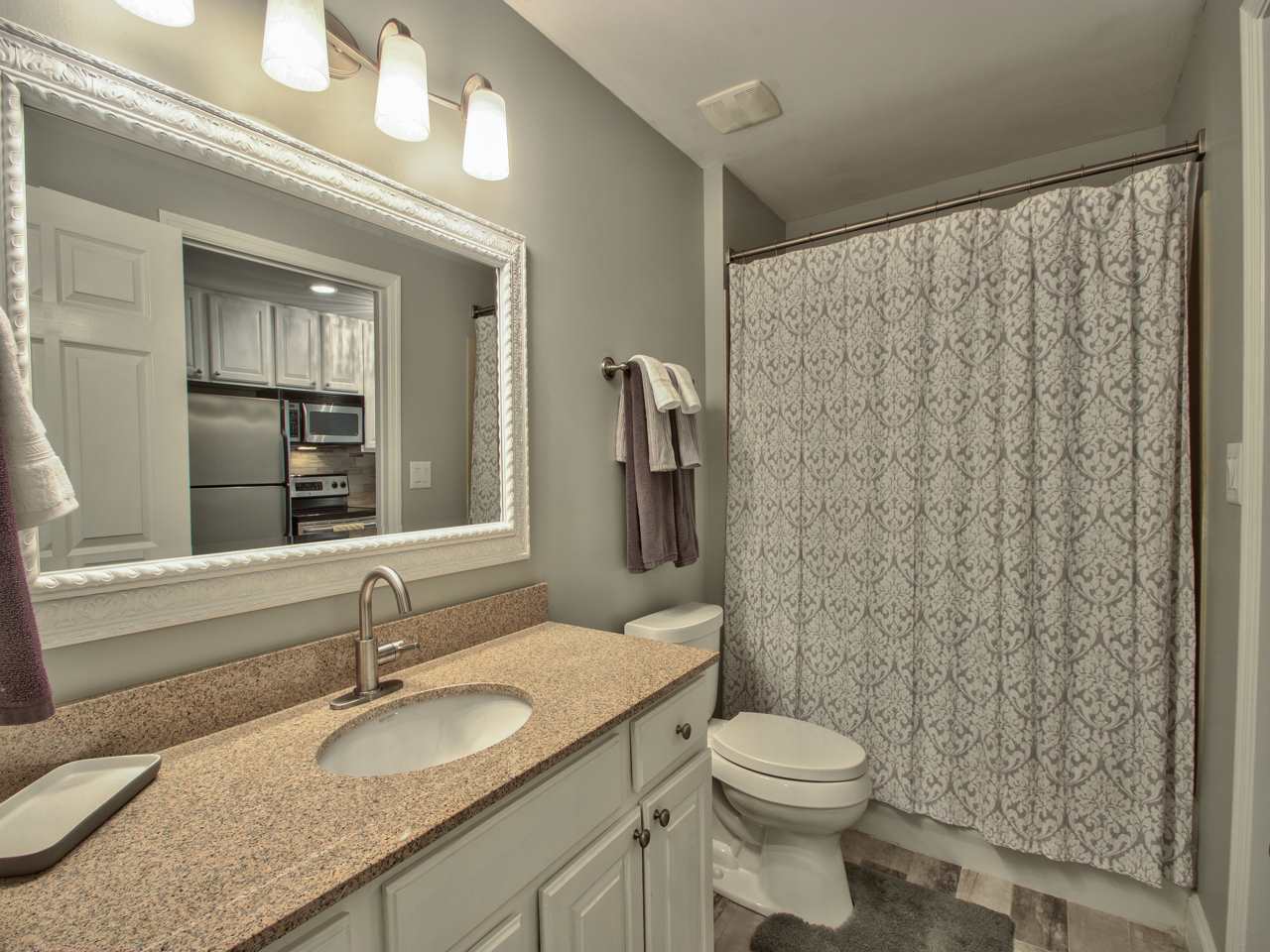 215 W College Unit 308 Avenue Unit: 308