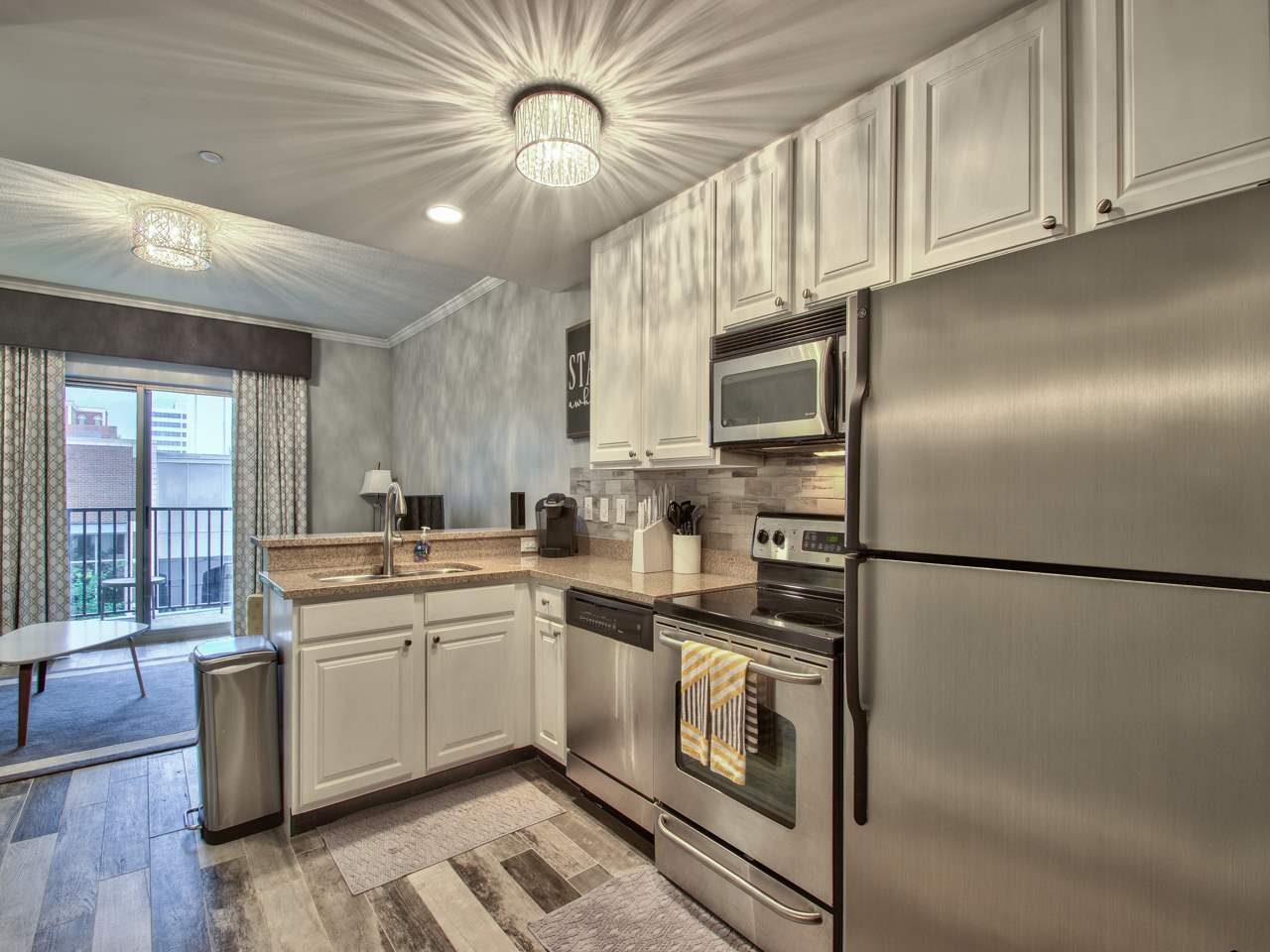 215 W College Unit 308 Avenue Unit: 308
