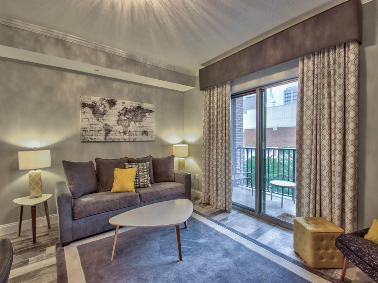 215 W College Unit 308 Avenue Unit: 308