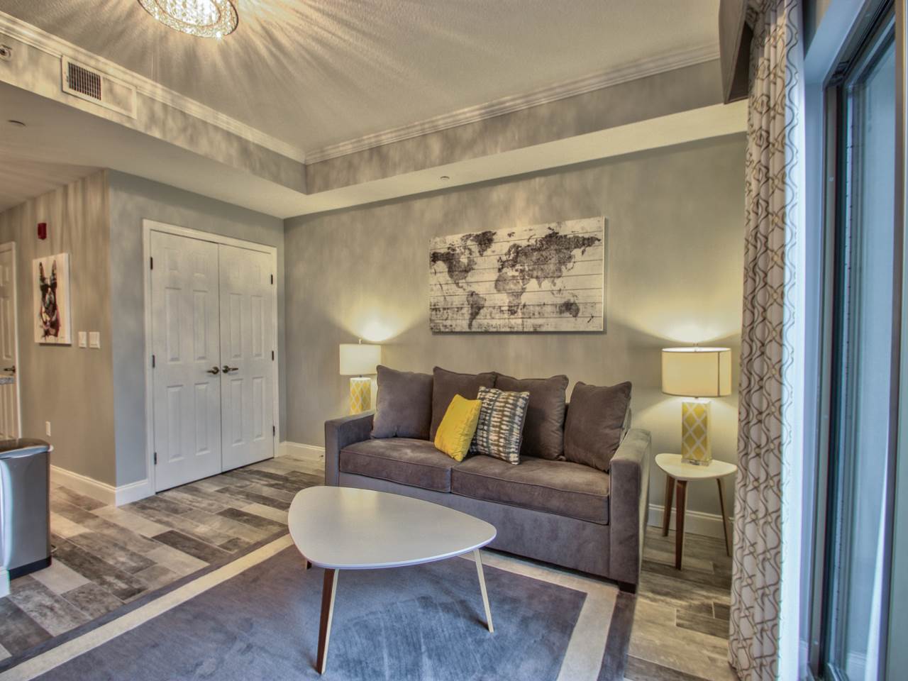 215 W College Unit 308 Avenue Unit: 308