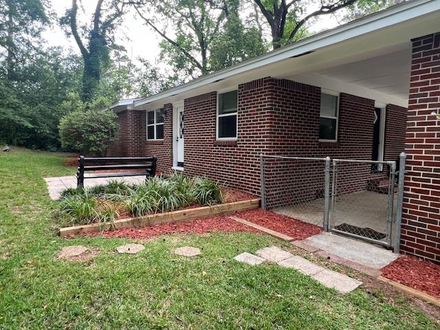 1913 SUNSET LN