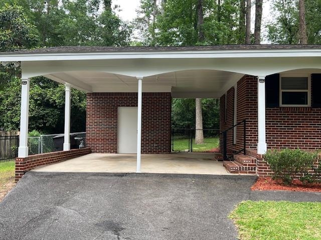 1913 SUNSET LN