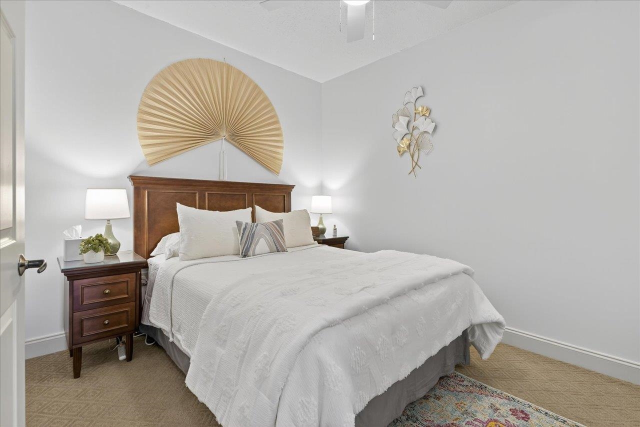 215 W COLLEGE Avenue Unit: 510
