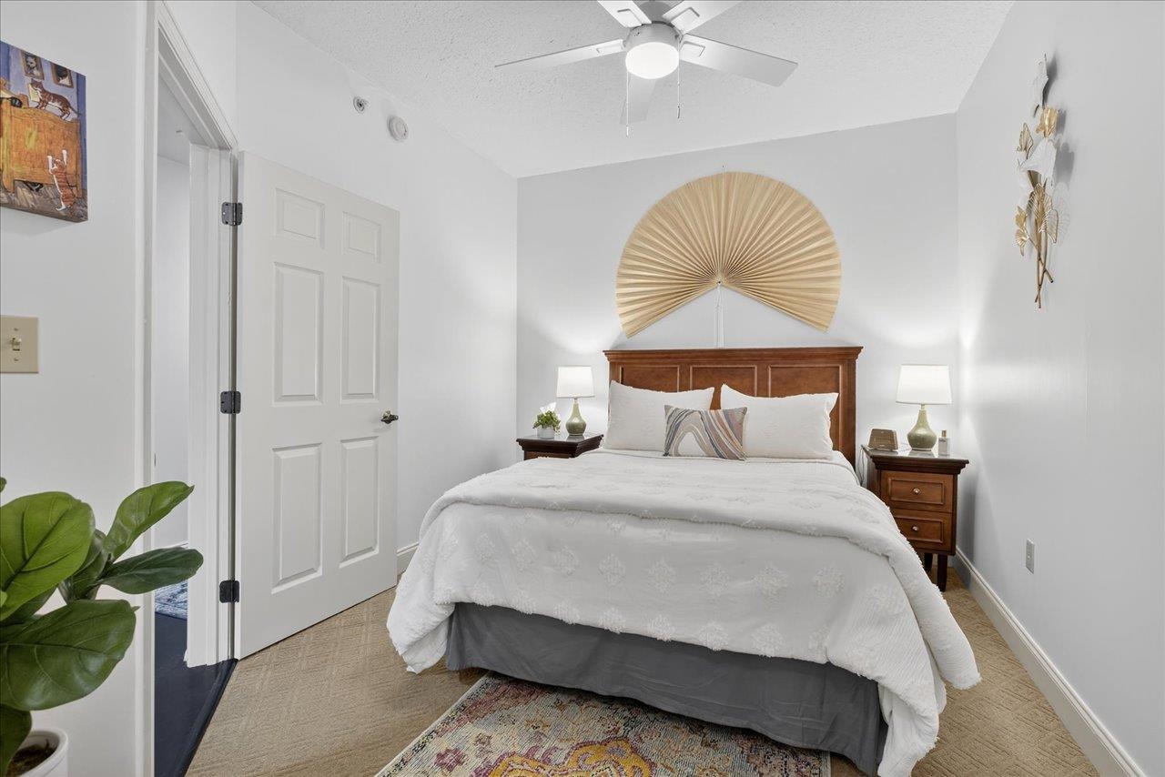 215 W COLLEGE Avenue Unit: 510