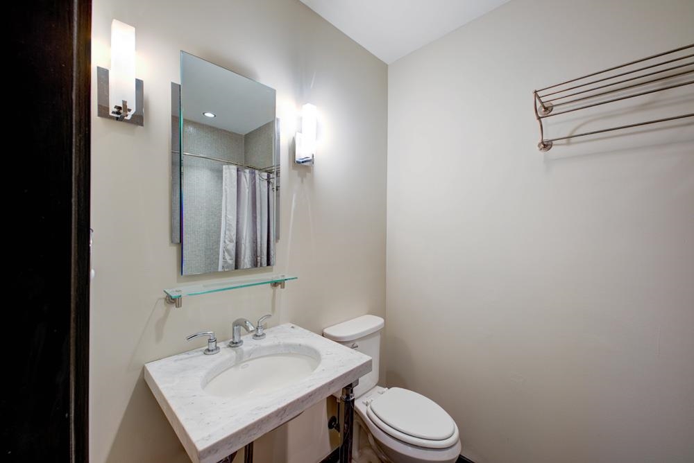 215 W College Ave Penthouse Unit 1101