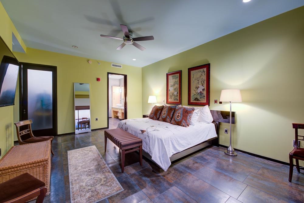 215 W College Ave Penthouse Unit 1101