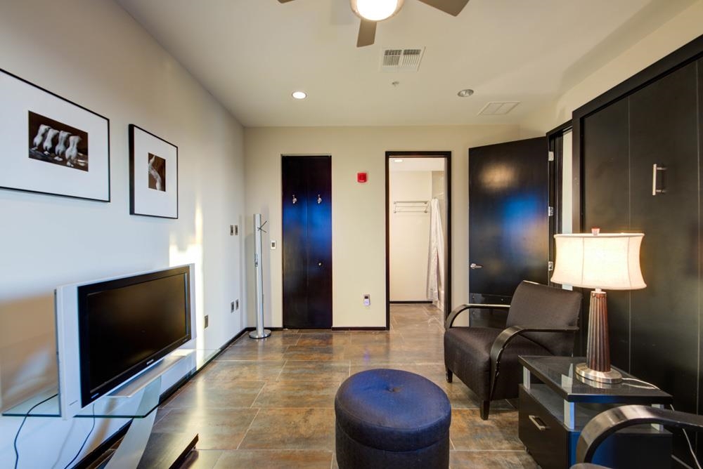215 W College Ave Penthouse Unit 1101