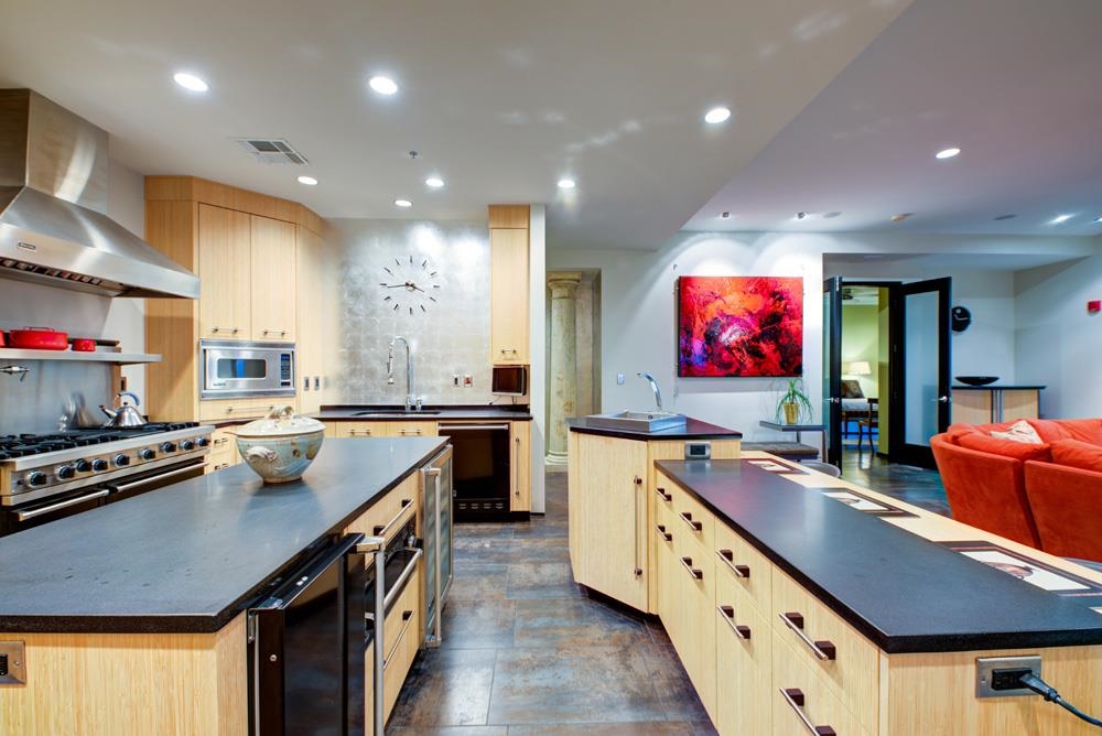 215 W College Ave Penthouse Unit 1101