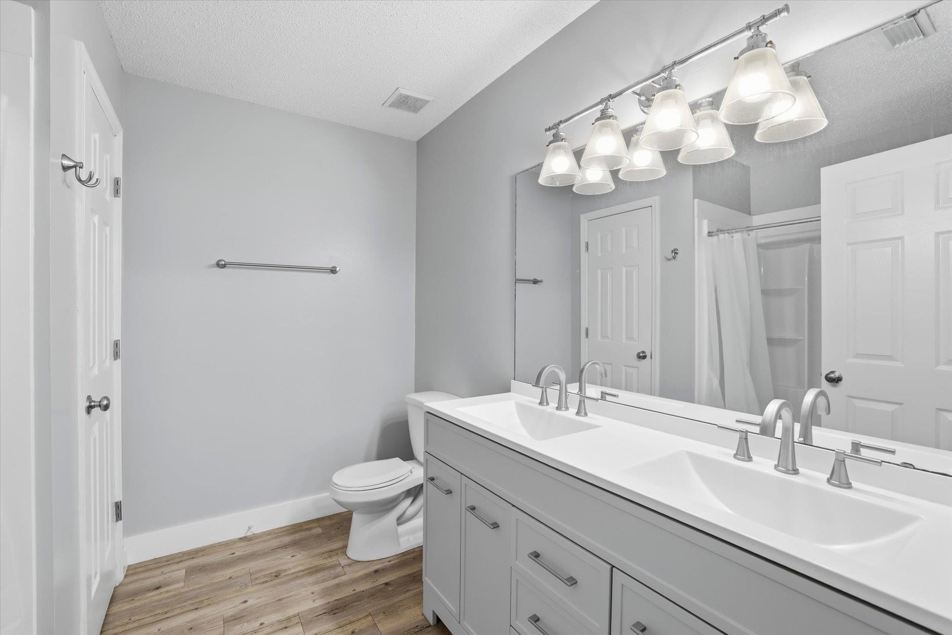 2428 Beechnut Lane