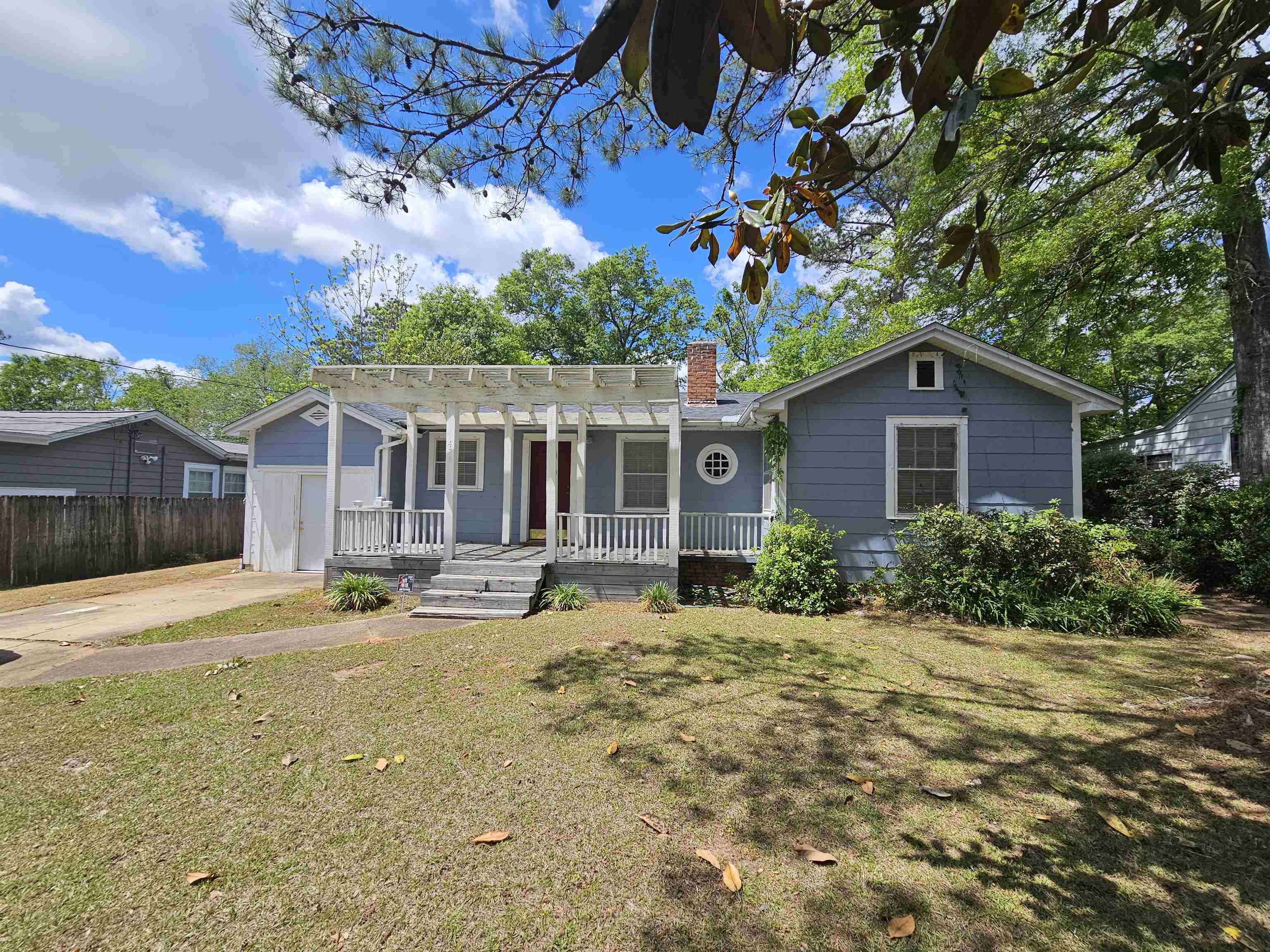 428 ROSEWOOD Street