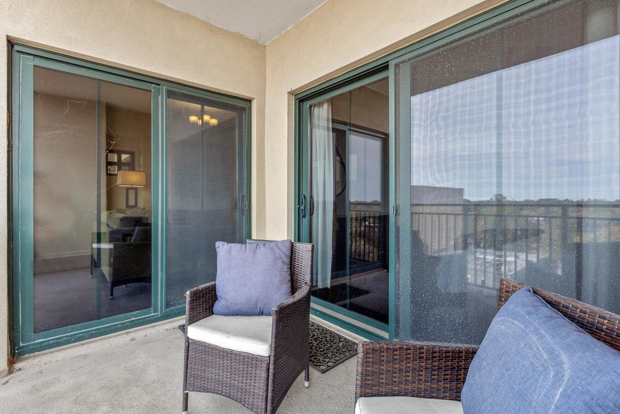 121 N Monroe Street Unit: 7008