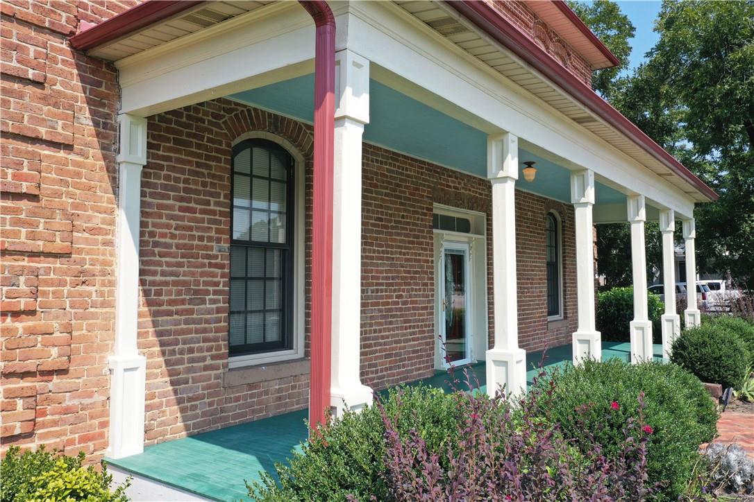 318 Camden Road