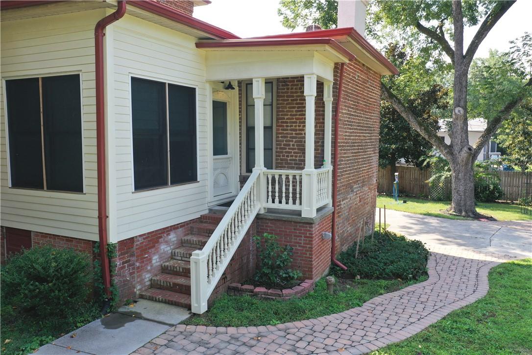 318 Camden Road