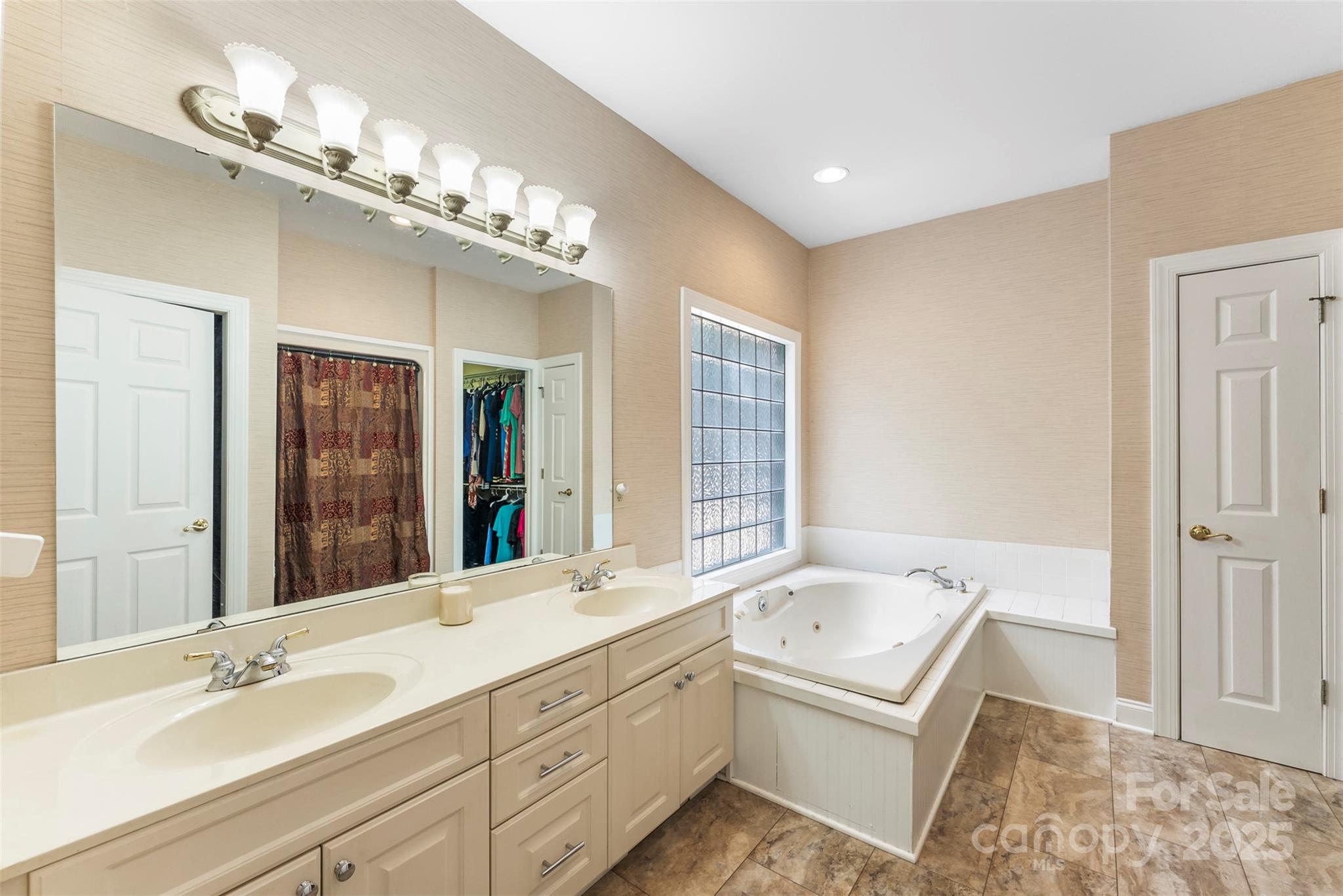 104 Tallwood Drive