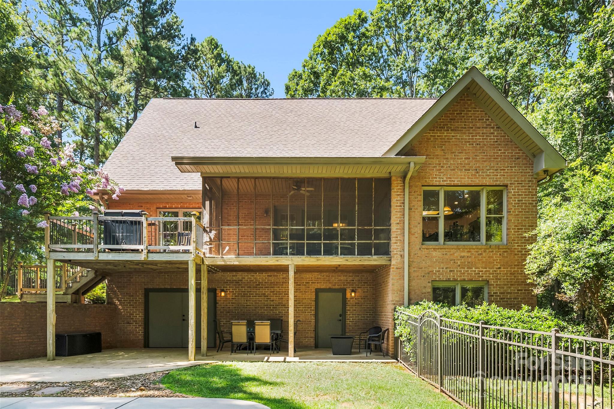 104 Tallwood Drive
