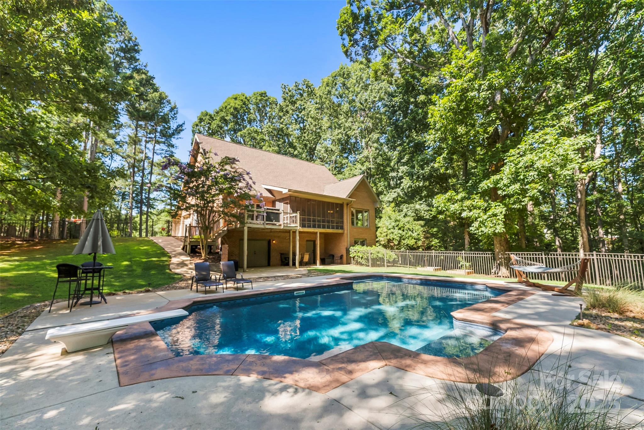 104 Tallwood Drive