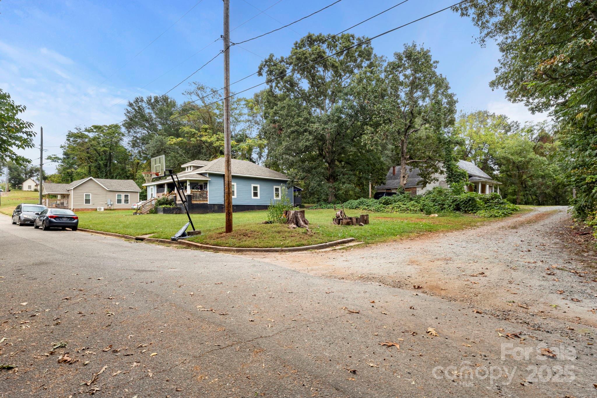 229 W Liberty Street
