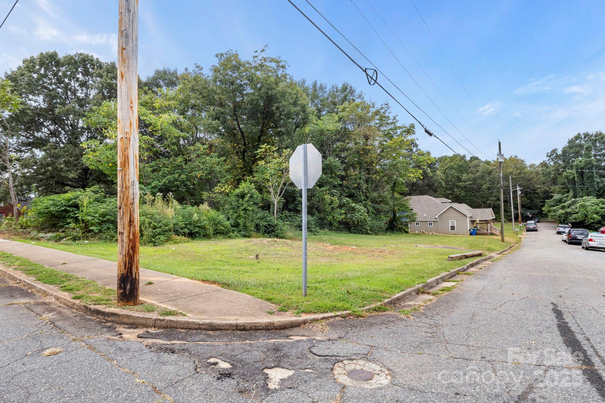 229 W Liberty Street