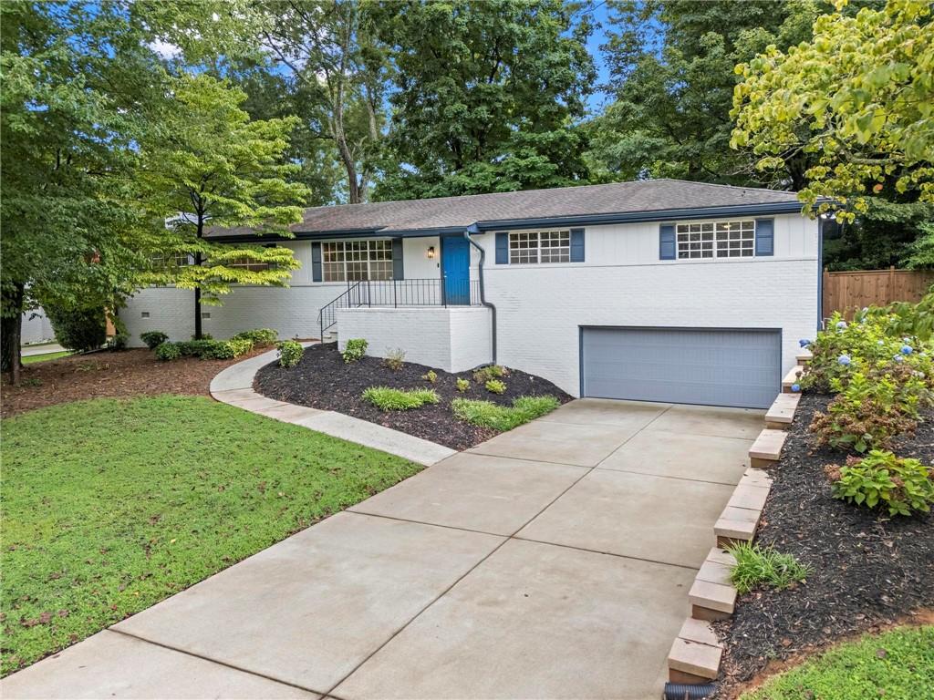 110 Suburban Drive NE