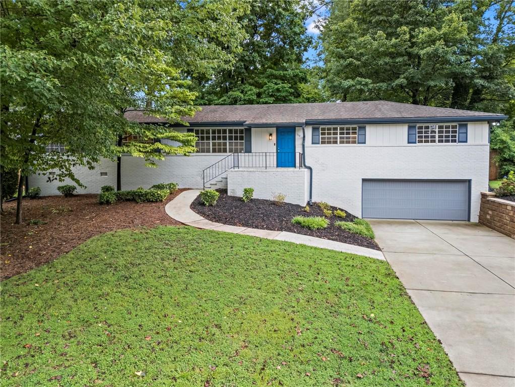 110 Suburban Drive NE