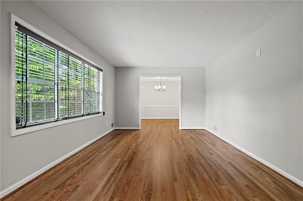 110 Suburban Drive NE