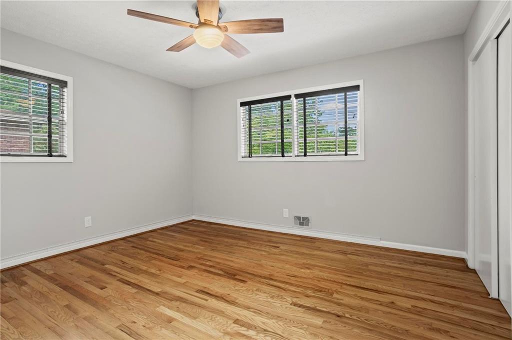 110 Suburban Drive NE