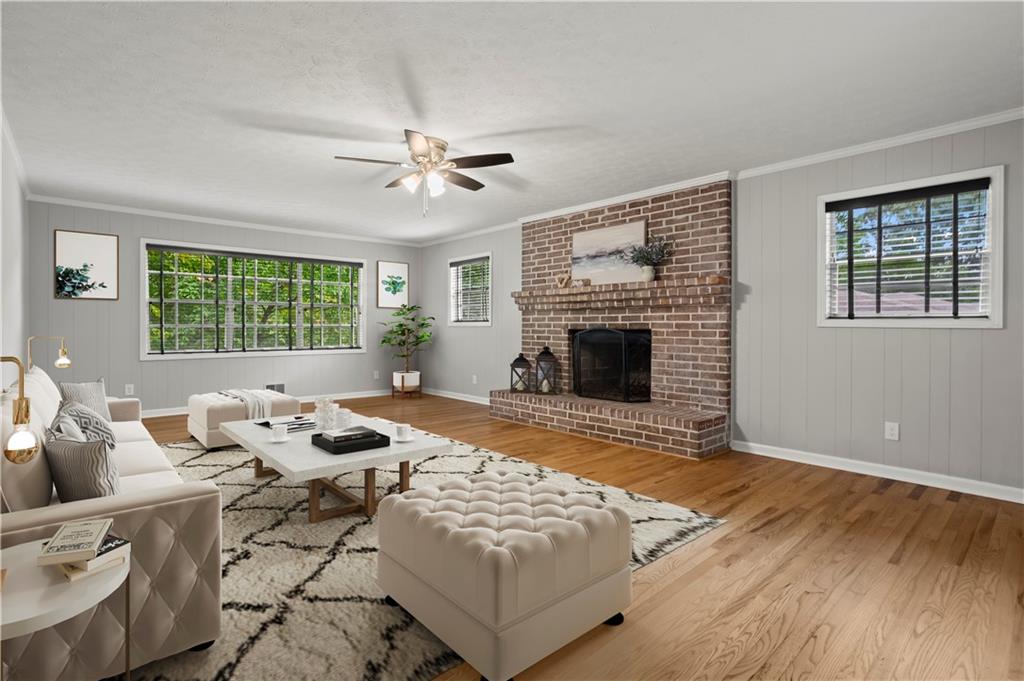 110 Suburban Drive NE