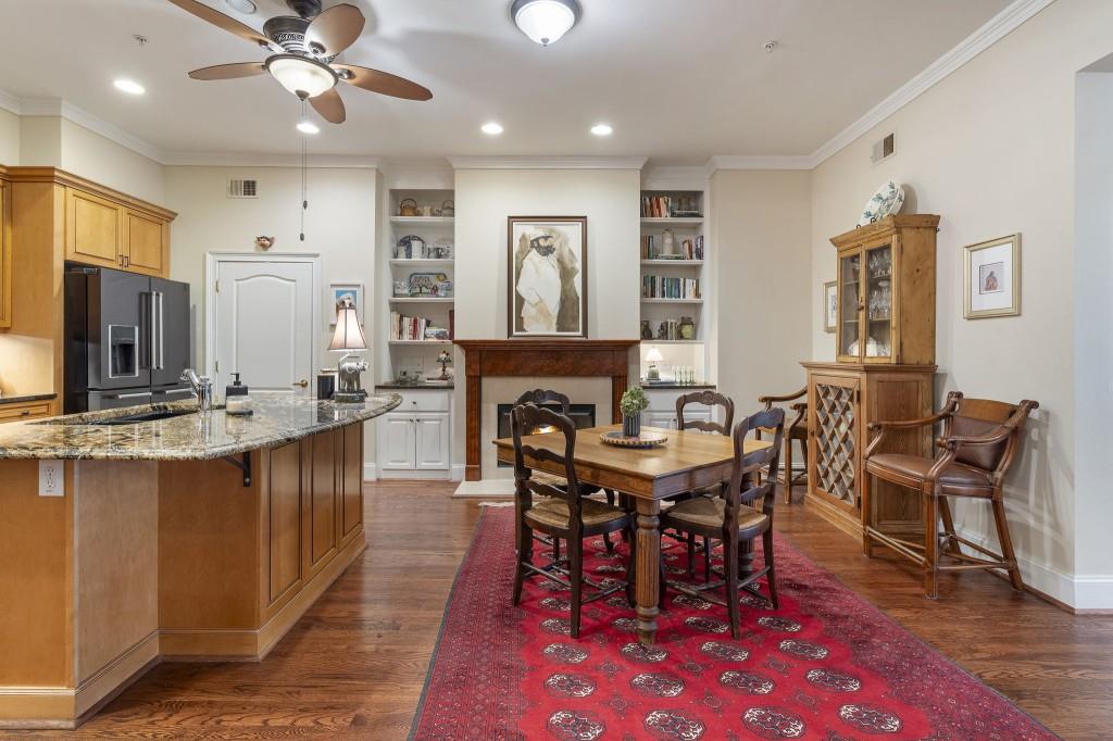 417 Clairemont Avenue Unit 115