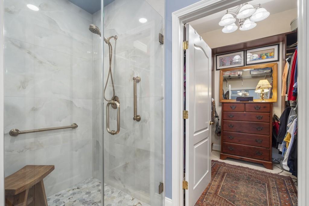 417 Clairemont Avenue Unit 115