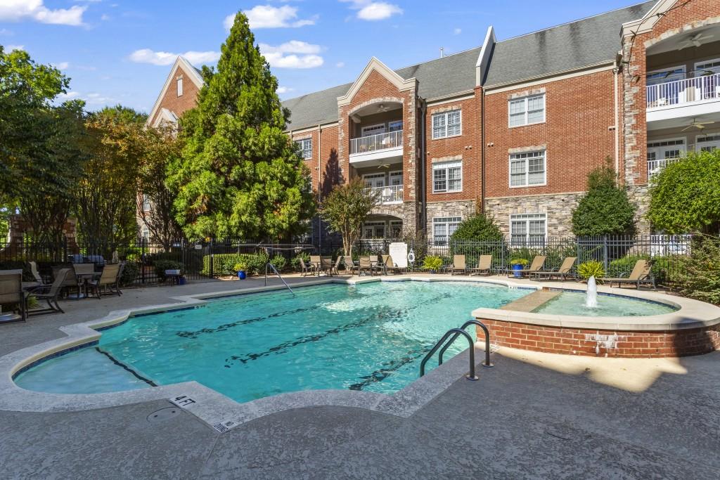 417 Clairemont Avenue Unit 115